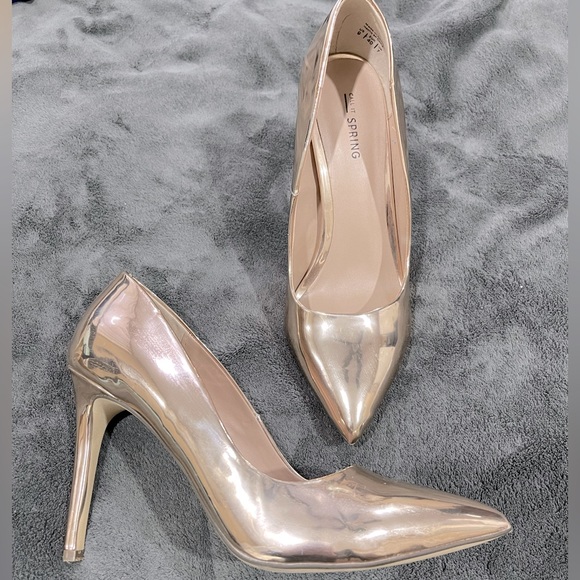 Rose Gold Mirror Pumps - Picture 1 of 4